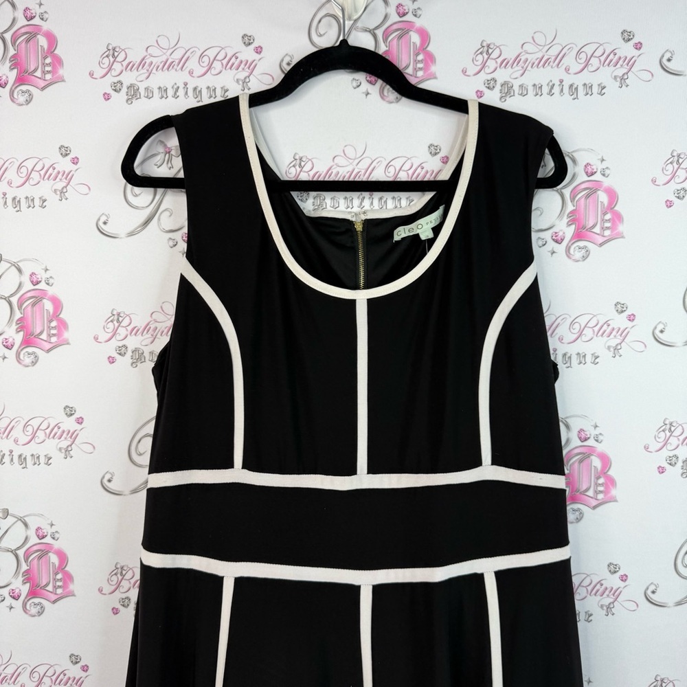 Cleo dress 2 tone color block trim flowy zip up Elegant Black and White Dress - Picture 6 of 15